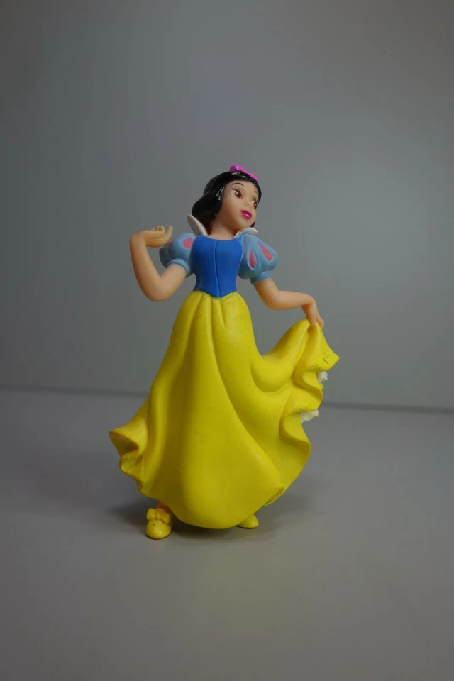 Disney Bullyland Белоснежка фигурка 3.75" - Изображение 4 из 4