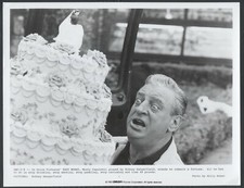 RODNEY DANGERFIELD in Easy Money '83 WEDDING CAKE