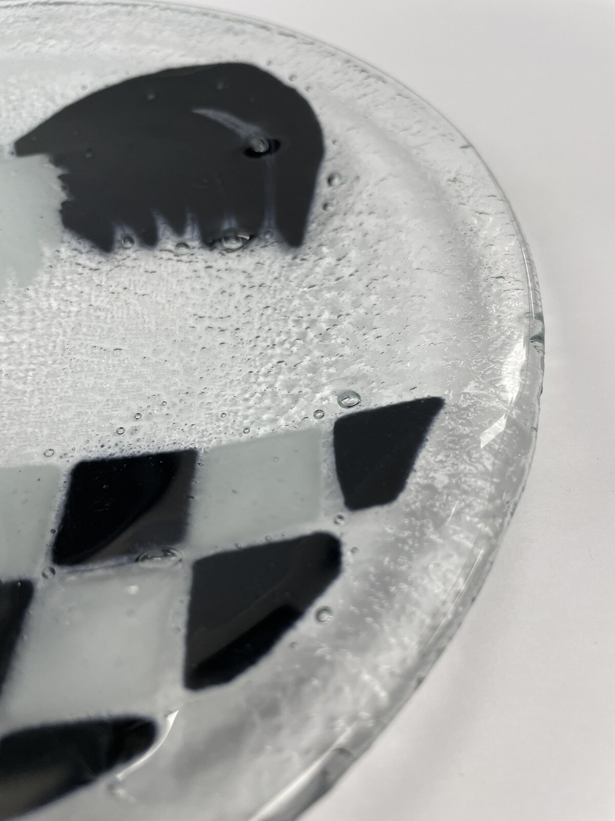 Peggy Karr Signed Fused Art Glass Rooster Checkered  7.75” Plate Mackenzie Style