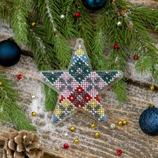 Wonderland Crafts Bead embroidery kit on a plastic base FLPL-033