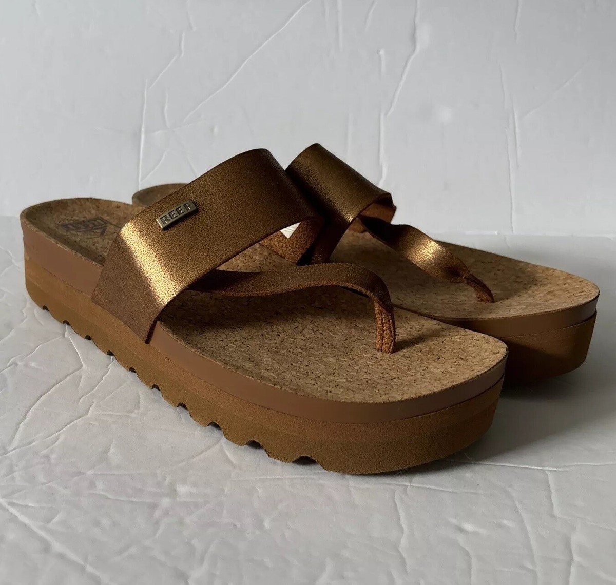 Women's Reef Cushion Sol Hi Platform Sandals Sz 11 Metallic Copper