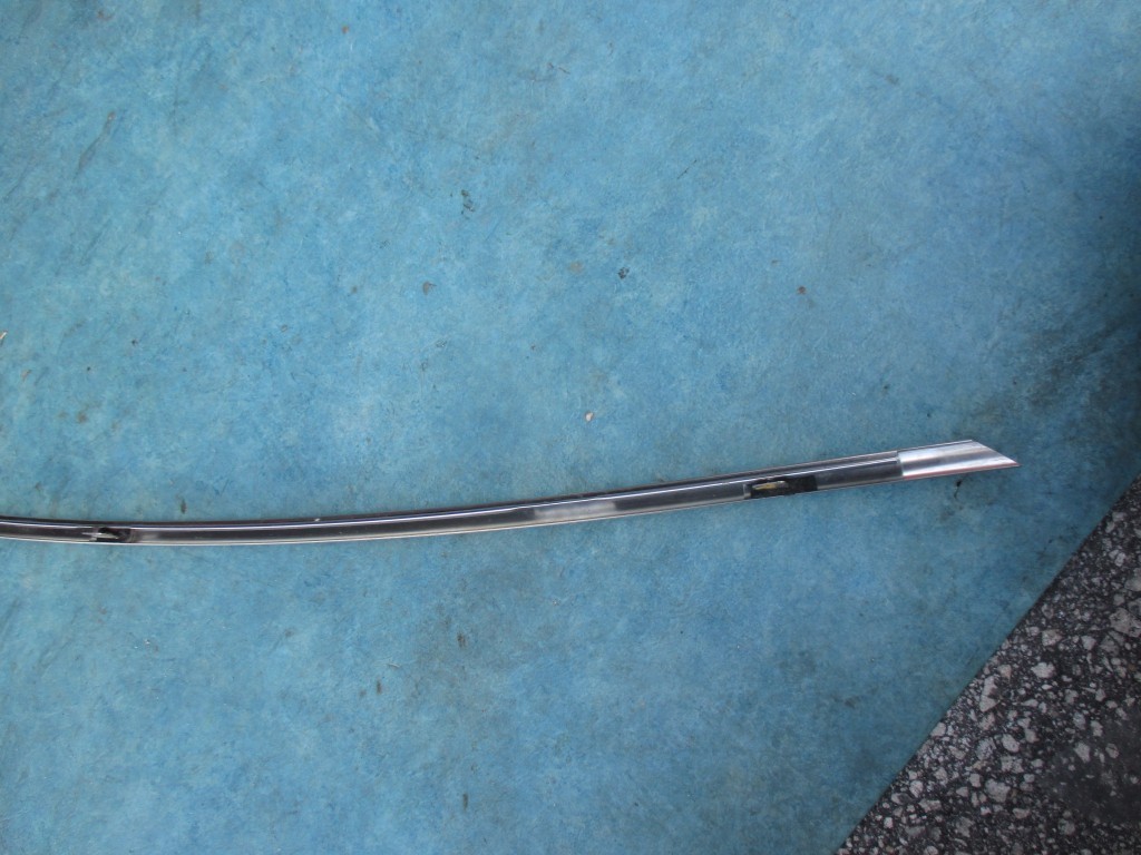 Bentley Flying Spur right front door top chrome molding strip oem