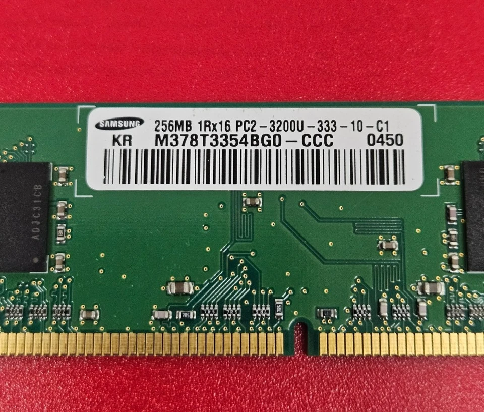 Vintage Samsung M378T3354BG0-CCC 256MB Memory RAM PC2-3200U-333-10-C1 - NEW - Image 2 of 3