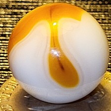 Alley Agate Caramel Swirl Marble - .62" Opaque Milk Glass UV