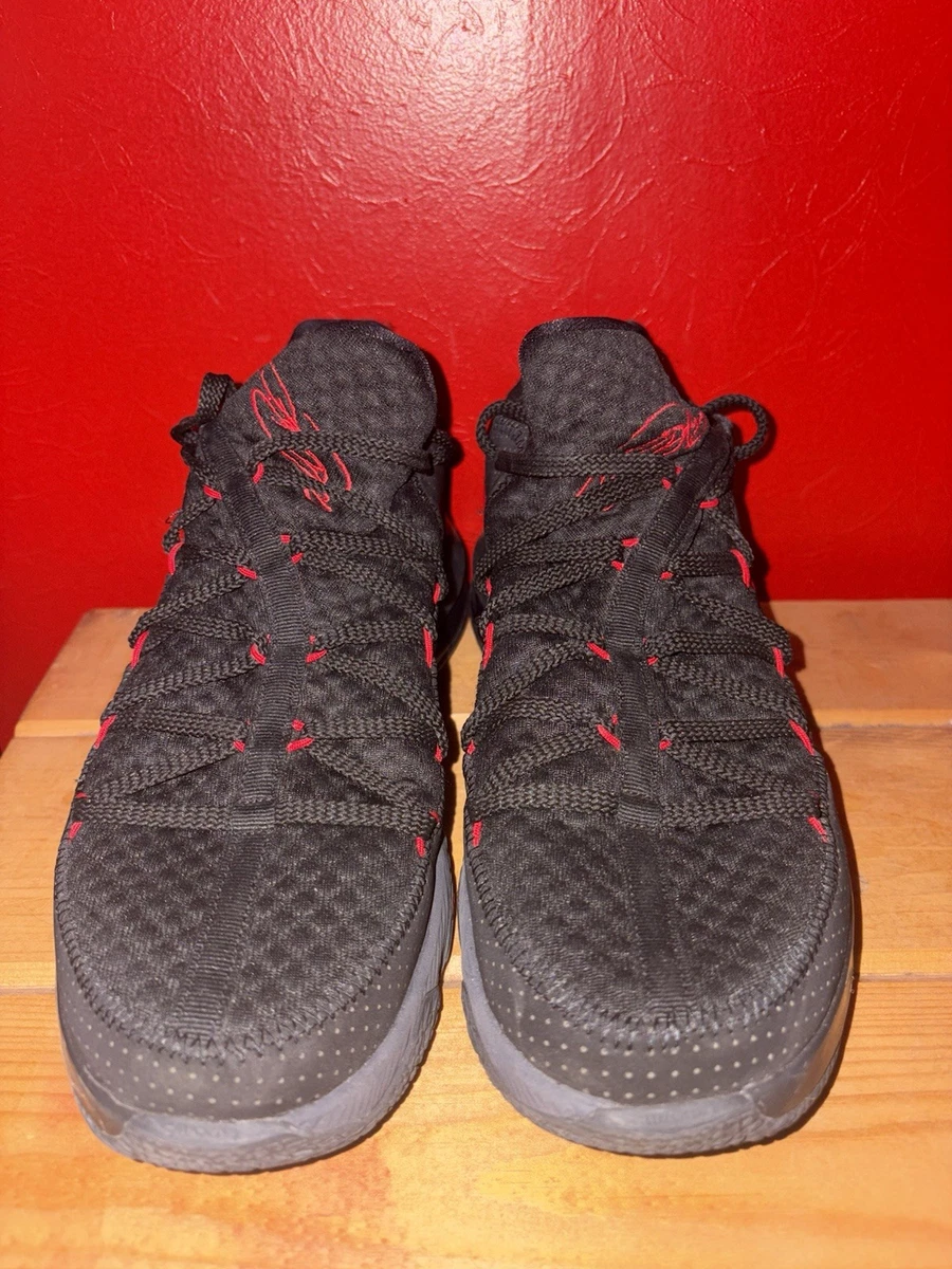 Preços baixos em Nike LeBron 17 Low Bred | eBay