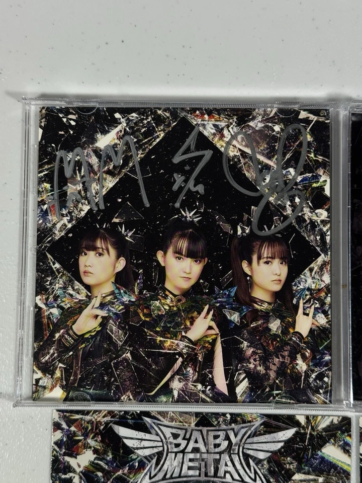 Babymetal Metal Forth CD Momometal Solo Cover With Signed Card Bubble Wrapped! Foto 2 de 4