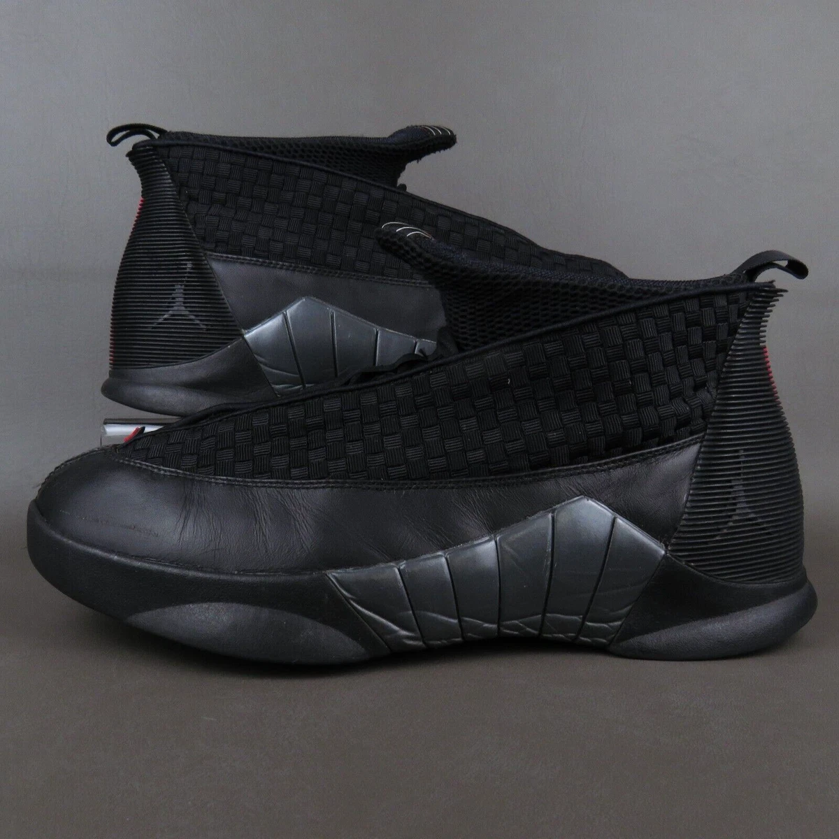 Jordan Mens 1 Mid 554724 660 Reverse Bred - Size 15