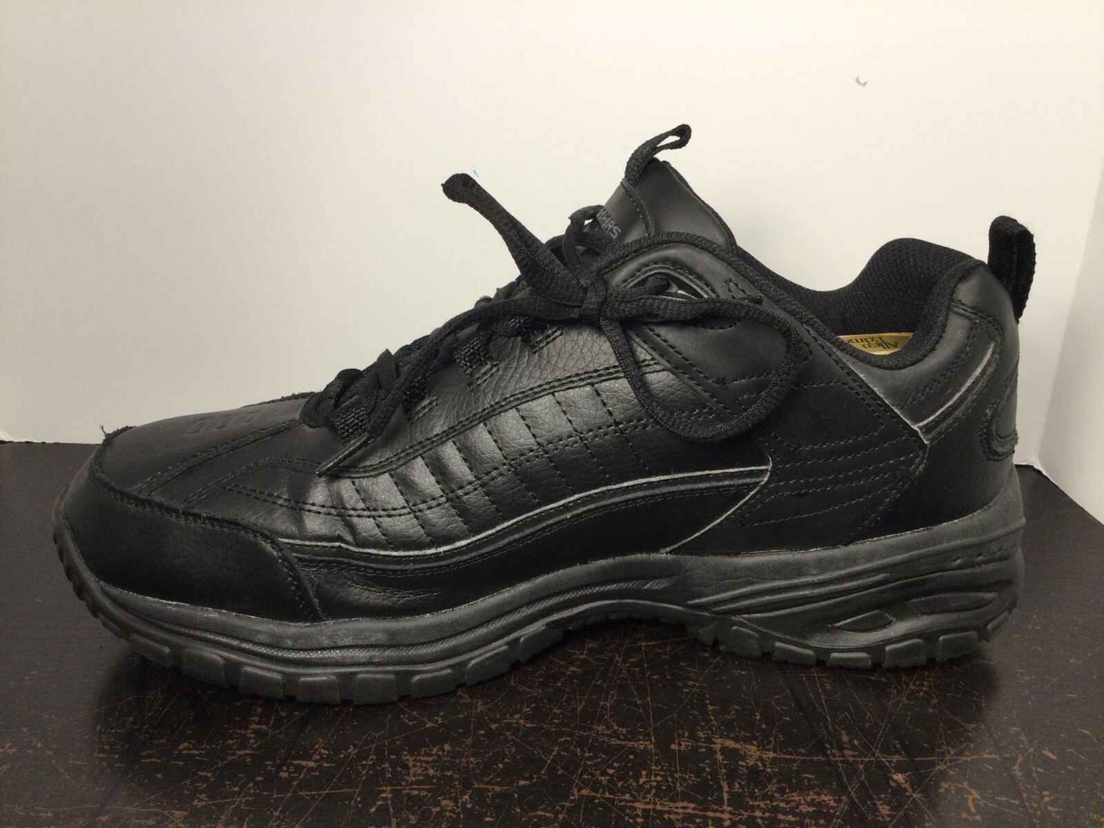Skechers Work Shoes Extra Wide Slip Resistant Black 7… Gem
