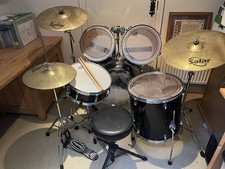 GRETSCH - BlackHawk Drum Kit (5 Piece) with Stool and Cymbals (Good Condition)