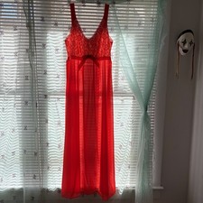 Stunning 1960s Vanity Fair Illusion Lace Peignoir Nightgown Satin Bow Size 38