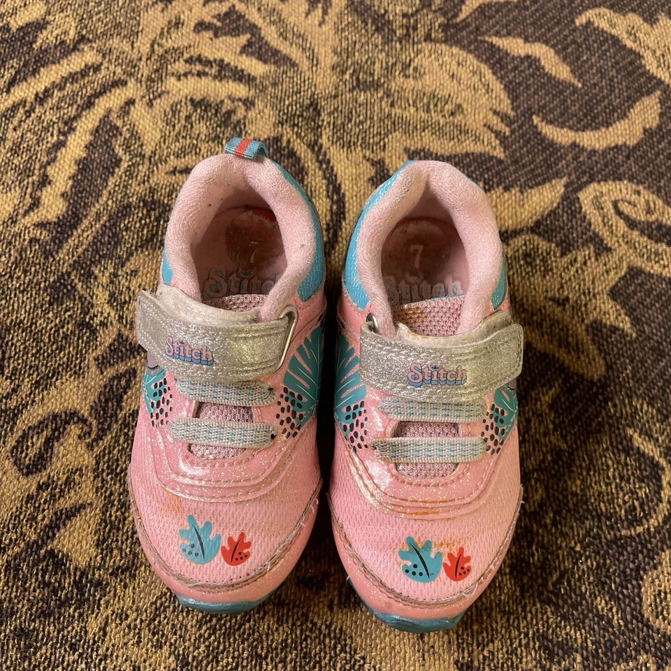 Sapatos vintage Y2K Disney Lilo e ponto ponto bebê alça rosa tamanho 7c - Imagem 3 de 4