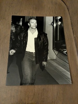 Arnold Schwarzenegger In Beverly Hills, California Vintage 1988 Type 1 Photo