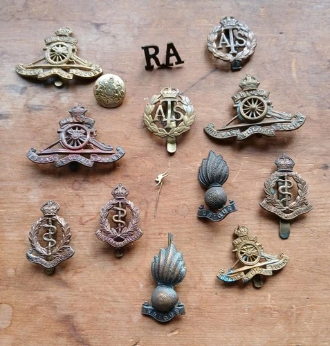 Military Cap Badges etc Various Regiments WW2 Era x 14 Items - Job Lot. See pics