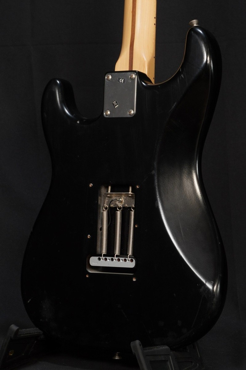 Fender USA Highway One Stratocaster UG Black/M 2006 Used Alder