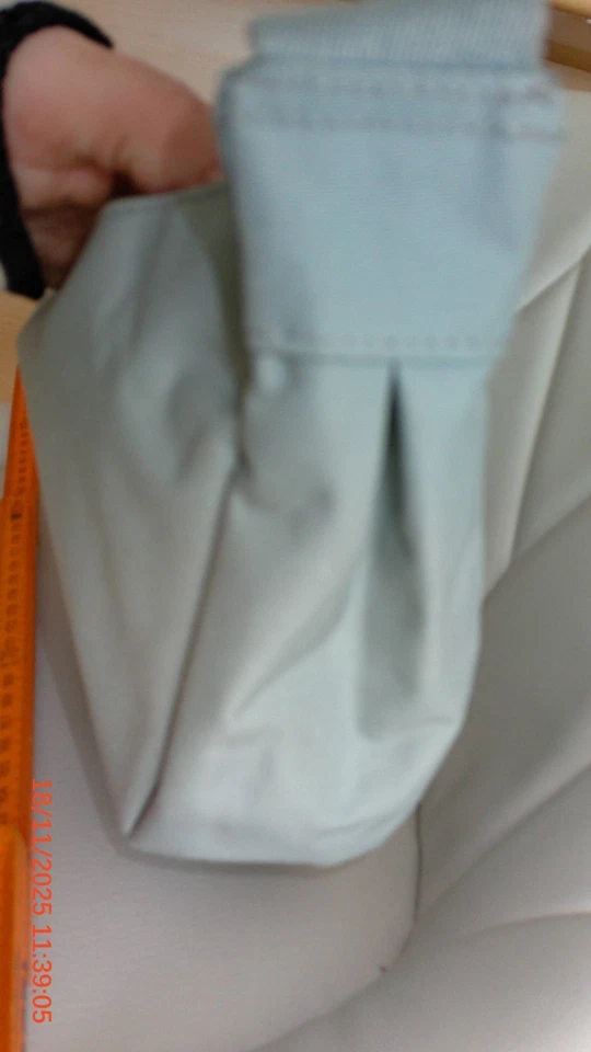 Umhängetasche/ Crossbody Hellblau von BENCH - Bild 4 von 4