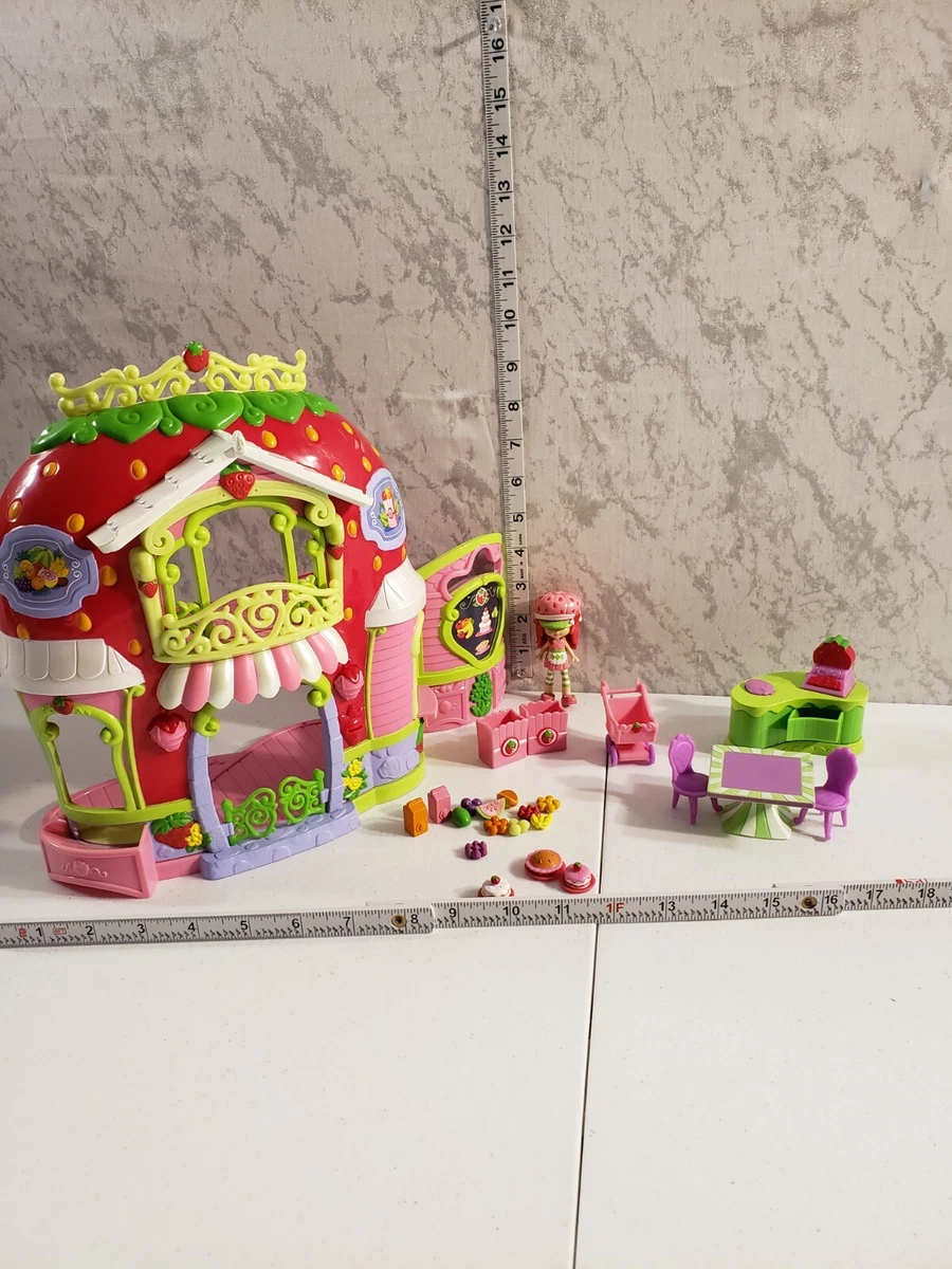 2010 Strawberry Shortcake Berry Bitty Market Playset eBay