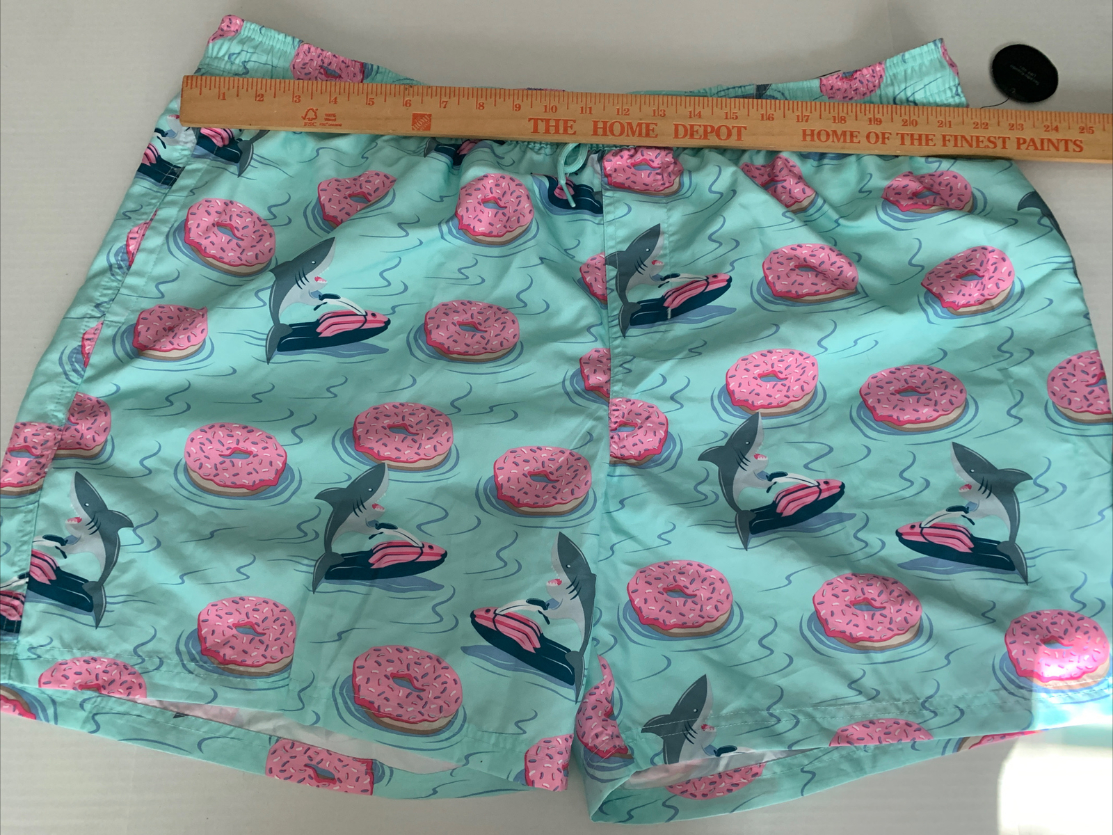 NWT no boundaries shark doughnut mens Swim Trunks swim shorts 2XL UPF