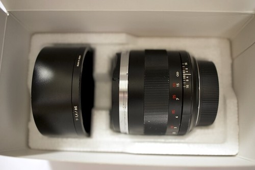 Carl Zeiss Planar T* 85mm f/1.4 ZE Lens for Canon EF - Picture 9 of 10