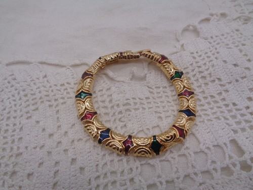 Vintage JOAN RIVERS Classics Collection Gold Tone & Multi Color Enamel BRACELET - Picture 3 of 6