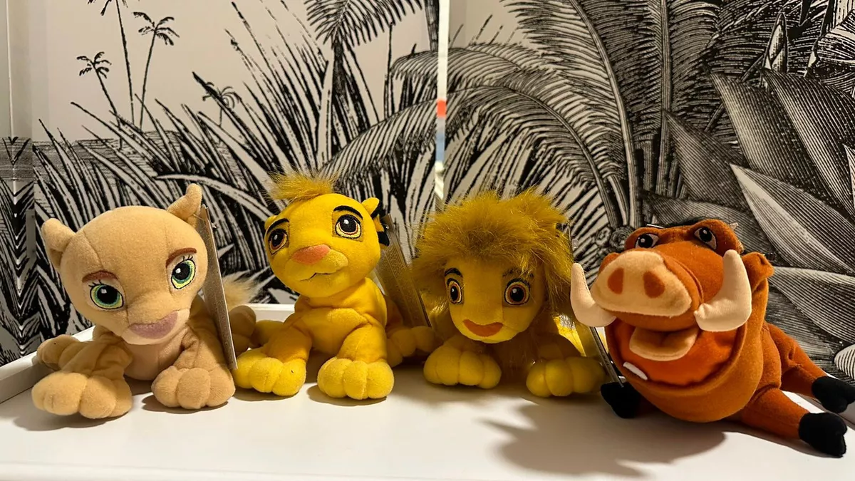 Peluche Pumba le roi lion