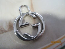 GUCCI   ZIPPER PULL CHARM 27X34MM  SILVER tone metal ,