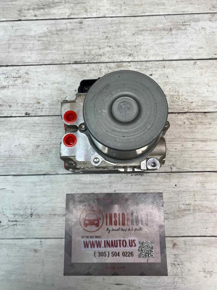 Infiniti Q50 2014 tracción trasera 3,7 L módulo de freno antibloqueo conjunto de unidad de bomba abs 476604 GB1A Foto 2 de 4