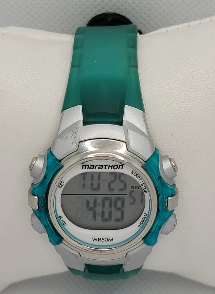 Ladies Timex 1440 Sports Indiglo Green Silver Tone Digital Quartz Watch L5 - Image 4 of 4