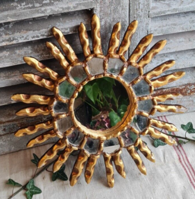 Miroir Vintage En Bois Style Soleil Et Lune - Forme Fantaisie 40 Cm - Occasion Avec Charme