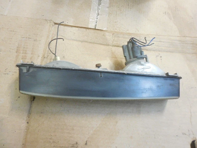 1992 - 1996 Buick Lesabre Park Avenue Right Passenger Parking Light 16512576 - Image 2 of 3