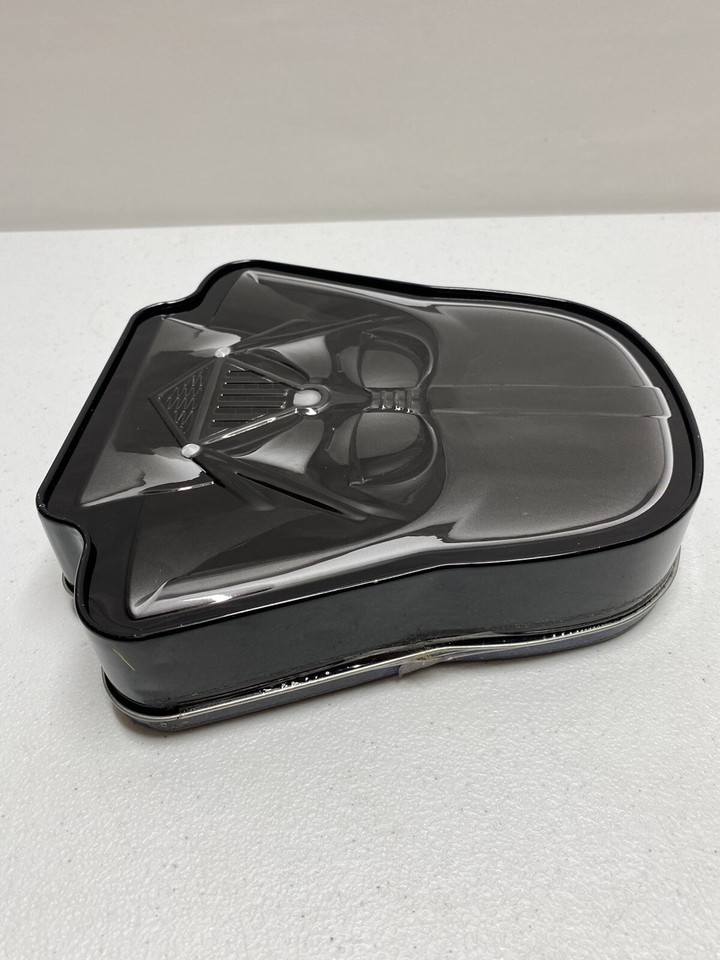 star-wars-limited-edition-pez-candy-dispensers-set-darth-vader-helmet