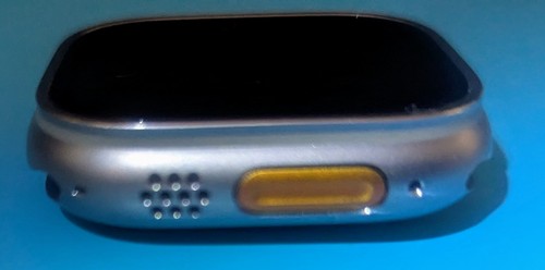 Apple Watch Ultra 49MM Titanium GPS + Cellular - 1st Gen, No Band Open box - Photo 9 sur 11