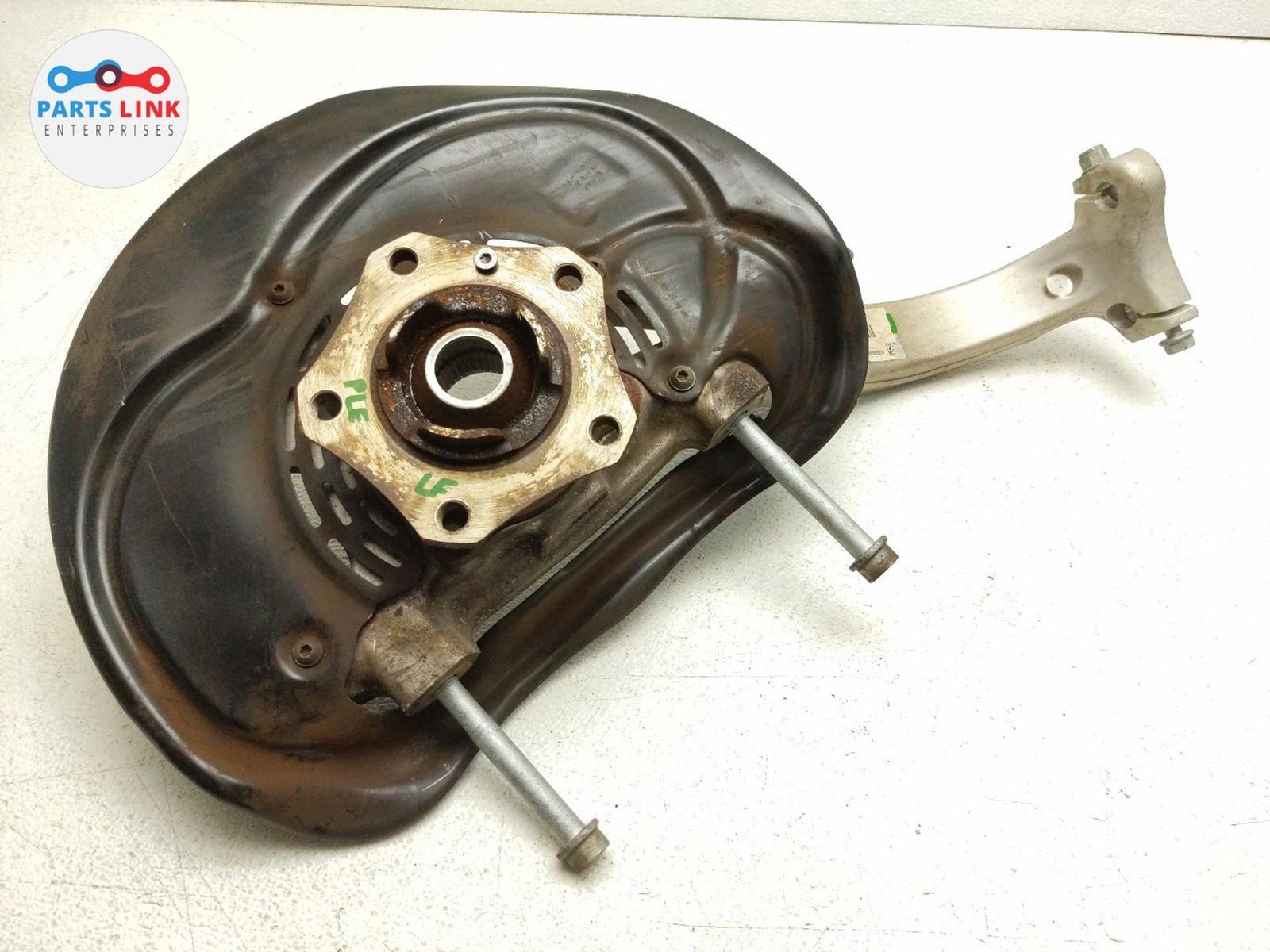 Bentley Bentayga 2016-2020 FRONT+LEFT Steering knuckle
