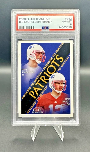 2000 Tradition Tom Brady #352 Rookie RC PSA 8