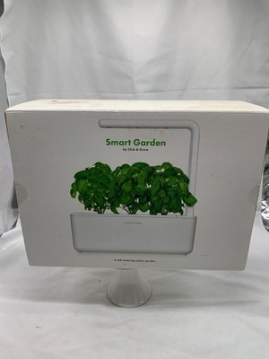 Click & Grow Smart Garden 3 Self-Watering Indoor Garden With LED Grow Light - Wh