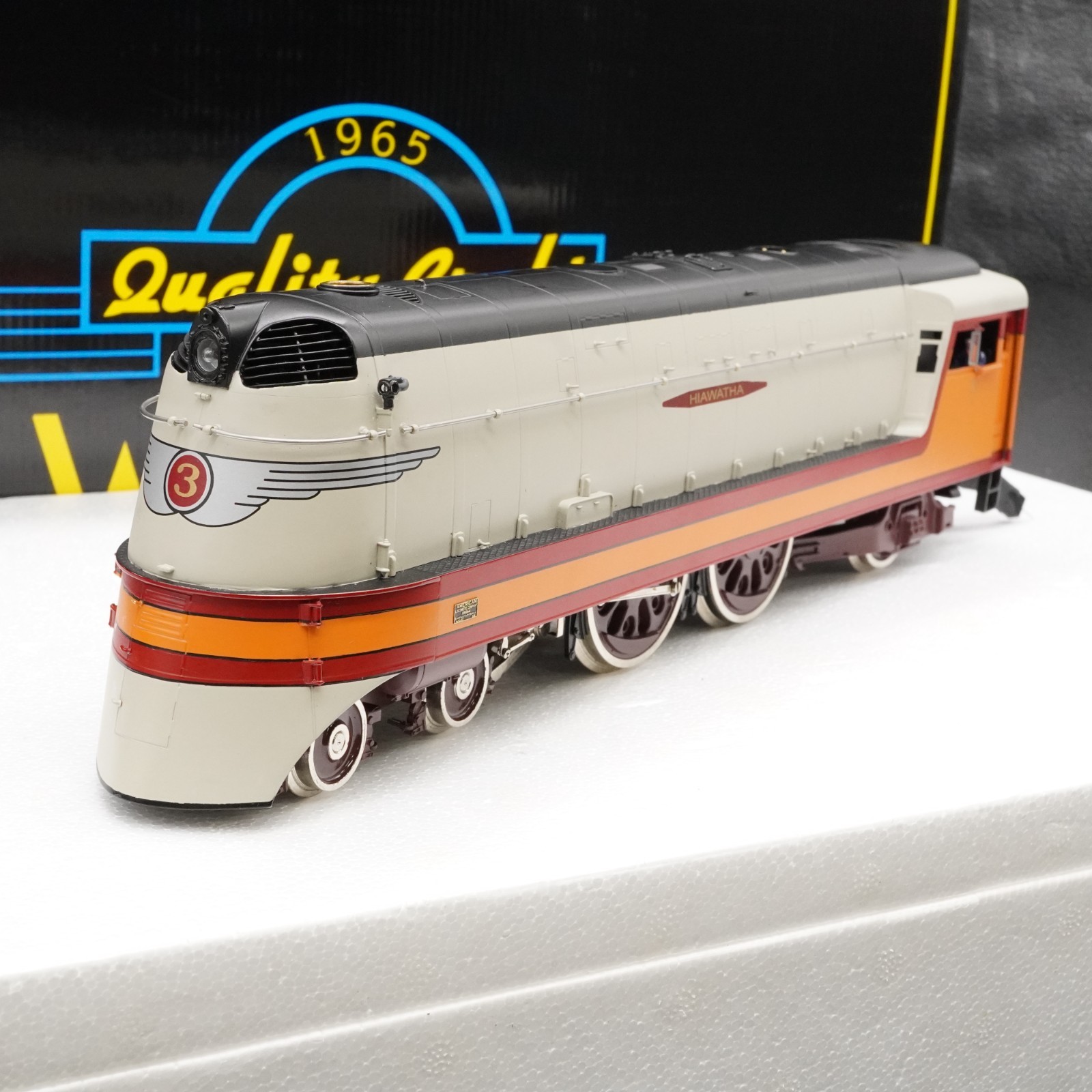 Picture 3 of 23