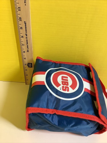 Vintage Chicago CUBS ~ Official Forever Collectable Soft Insulated Lunch Box - Picture 8 of 11