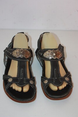 REGARD Kratzsandalen Leder schwarz Metallmuster Gr. 40 sehr guter Zustand