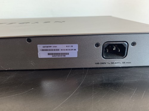 NETGEAR GS728TPP-200NAS ProSafe Ethernet Switch 24P Gigabit PoE /NS - Picture 8 of 11