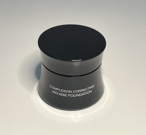 EDWARD BESS BLACK SEA MOUSSE FOUNDATION 02 LIGHT 1.5 oz New No Box - Picture 3 of 8