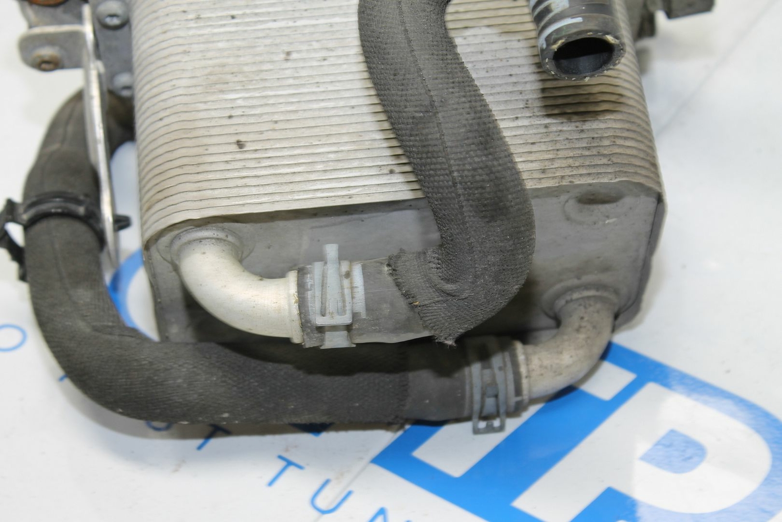 16-21 AUDI R8 V10 PLUS OEM LH LEFT DRIVERS ENGINE OIL COOLER HOUSING 4S0117223