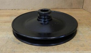 1970's-80's  Mopar vehicles used cleaned Power Steering Pump pulley 3870089