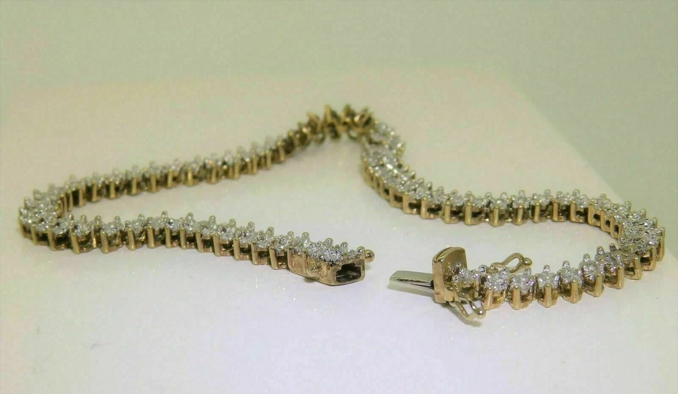 Теннисный подарочный браслет с муассанитом круглой огранки 10 карат с покрытием из желтого золота 14 карат - Изображение 3 из 3