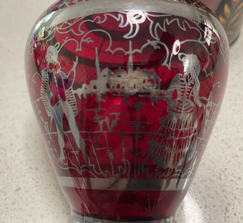 VINTAGE RUBY RED GLASS VASE WITH SILVER EMBOSSED PATTERN - Picture 5 of 11