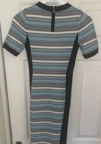 Karen Millen KA093 STRIPED FITTED KNIT DRESS Size XS RRP £160 - Picture 3 of 8