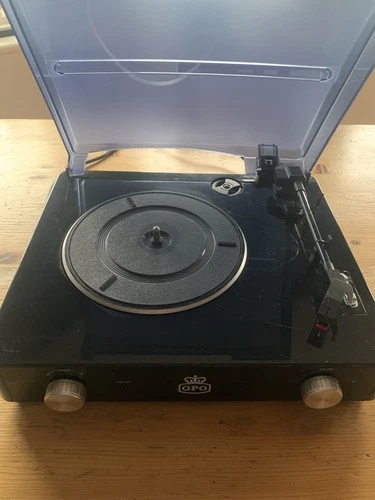 GPO Solo Retro Vinyl Record Player