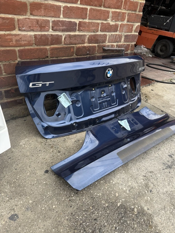 BMW Serie 5 535i GT F07 2010-2016 tapa trasera maletero escotilla carcasa equipaje azul OEM Foto 2 de 4