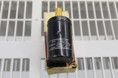 NOS 65-70 MUSTANG SHELBY BOSS FOMOCO 12 VOLT YELLOW TOP COIL