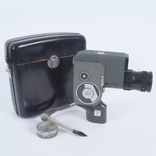 VINTAGE CANON 8-2 REFLEX ZOOM 8mm CINE CAMERA + CASES + C-8 GRIP & STRAP c.1961