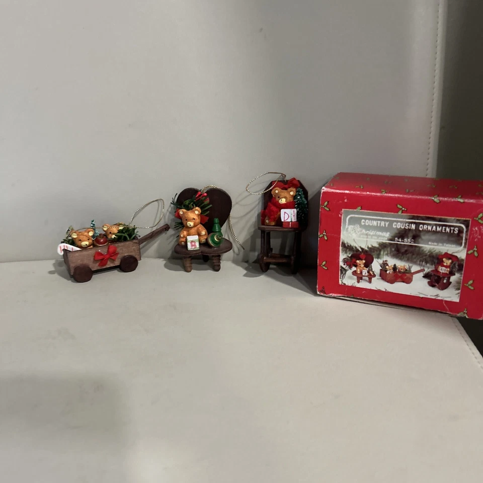 Lote de adornos de oso de peluche de resina de madera de Navidad de colección Foto 2 de 4