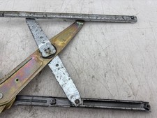 Motore Alzacristallo Elettrico Anteriore Sinistro - Lato Guida Per Lexus LS430, ES300, ES330, Toyota Camry, Highlander, RAV4 (Ricambio 8572033130)